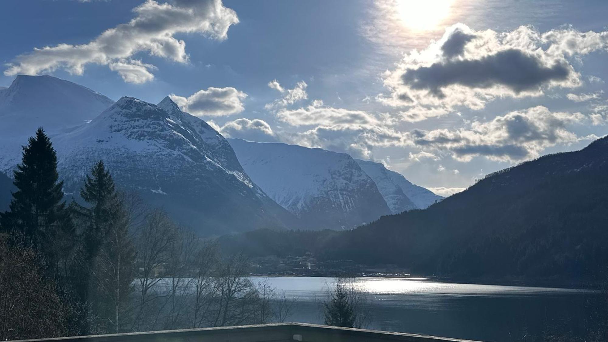 Solvik #Apartment #Loen Exterior foto